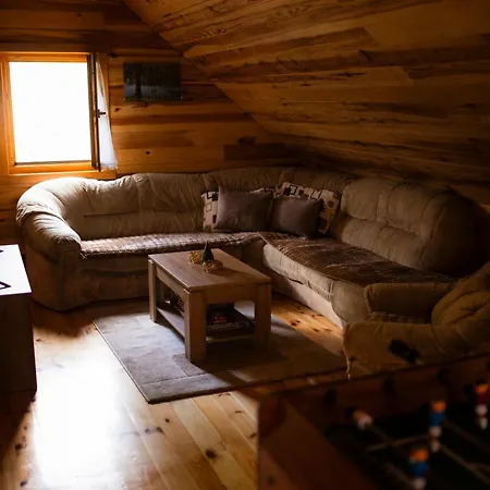 펜션 Rajska Koliba