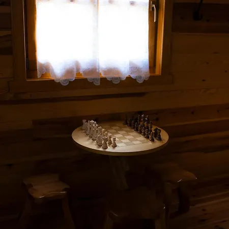 Rajska Koliba Ferienhaus Kaludjerske Bare