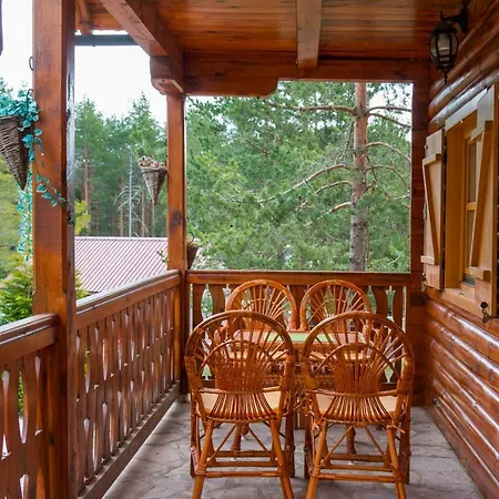 펜션 Rajska Koliba