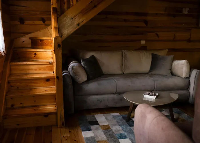 Rajska Koliba Kaludjerske Bare